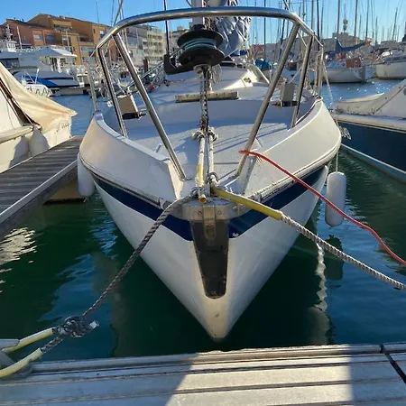 Evasion Unique Sur Notre Voilier Au Cap D Botel